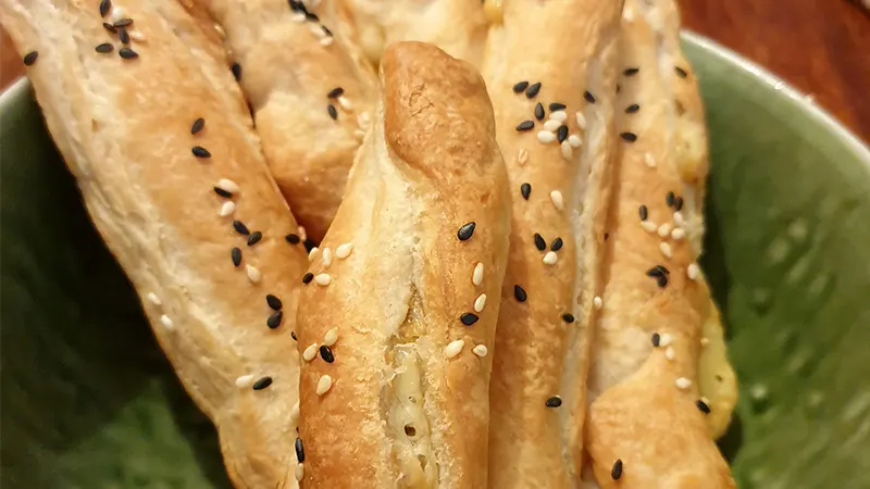 Fromagerie BOF à Lyon - Flûtes Feuilletées Saint Nectaire